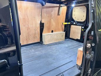 FORD TRANSIT CUSTOM 2.0 280 EcoBlue Limited Panel Van 5dr Diesel Auto L1 H1 Euro 6 (