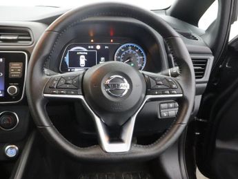 NISSAN LEAF 40kWh Acenta Hatchback 5dr Electric Auto (150 ps)