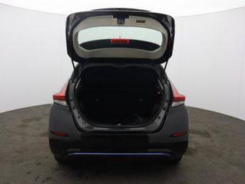 NISSAN LEAF 40kWh Acenta Hatchback 5dr Electric Auto (150 ps)