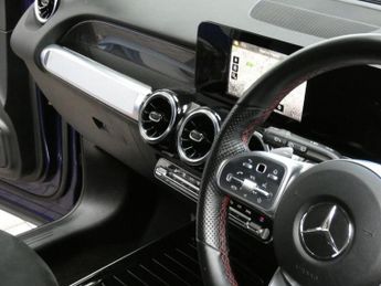 MERCEDES-BENZ GLB 1.3 GLB200 AMG Line SUV 5dr Petrol 7G-DCT Euro 6 (s/s) (163 ps)