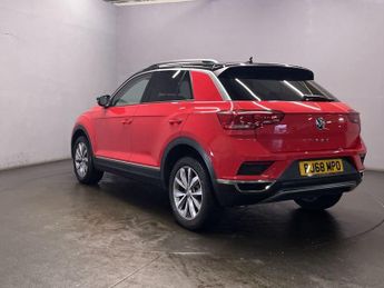 VOLKSWAGEN T-ROC 1.5 TSI GPF EVO Design SUV 5dr Petrol DSG Euro 6 (s/s) (150 ps)