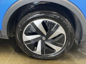 MG MG ZS 72.6kWh Trophy Connect Long Range SUV 5dr Electric Auto (156 ps)