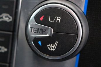 VOLVO V40 2.0 D4 R-Design Lux Nav Hatchback 5dr Diesel Auto Euro 6 (s/s) (