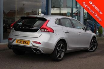 VOLVO V40 2.0 D4 R-Design Lux Nav Hatchback 5dr Diesel Auto Euro 6 (s/s) (