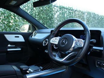 MERCEDES-BENZ EQA EQA 350 66.5kWh AMG Line (Premium) SUV 5dr Electric Auto 4MATIC 