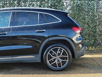 MERCEDES-BENZ EQA EQA 350 66.5kWh AMG Line (Premium) SUV 5dr Electric Auto 4MATIC 