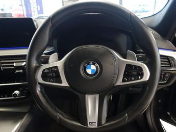 BMW 5 SERIES 2.0 520i GPF M Sport Saloon 4dr Petrol Auto Euro 6 (s/s) (184 ps
