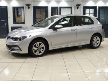 VOLKSWAGEN GOLF 2.0 TDI Life Hatchback 5dr Diesel DSG Euro 6 (s/s) (115 ps)