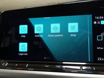 VOLKSWAGEN GOLF 2.0 TDI Life Hatchback 5dr Diesel DSG Euro 6 (s/s) (115 ps)