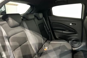 NISSAN JUKE 1.0 DIG-T N-Connecta SUV 5dr Petrol DCT Auto Euro 6 (s/s) (114 p