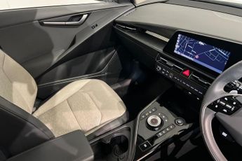 KIA NIRO 64.8kWh 4 SUV 5dr Electric Auto (201 bhp) Reverse Camera, Front 