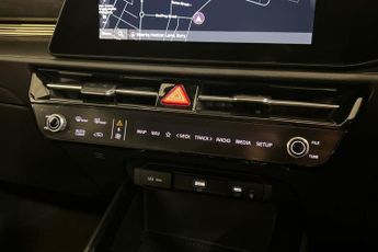 KIA NIRO 64.8kWh 4 SUV 5dr Electric Auto (201 bhp) Reverse Camera, Front 