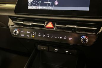KIA NIRO 64.8kWh 4 SUV 5dr Electric Auto (201 bhp) Reverse Camera, Front 