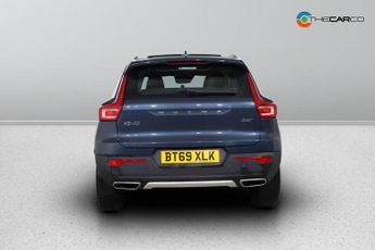 VOLVO XC40 2.0 D4 Inscription Pro Auto AWD Euro 6 (s/s) 5dr