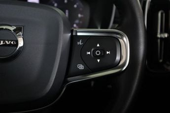 VOLVO XC40 2.0 D4 Inscription Pro Auto AWD Euro 6 (s/s) 5dr