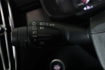 VOLVO XC40 2.0 D4 Inscription Pro Auto AWD Euro 6 (s/s) 5dr