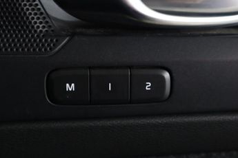 VOLVO XC40 2.0 D4 Inscription Pro Auto AWD Euro 6 (s/s) 5dr