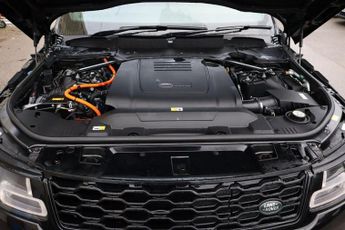 LAND ROVER RANGE ROVER SPORT 2.0 P400e 13.1kWh HSE Dynamic Black Auto 4WD Euro 6 (s/s) 5dr
