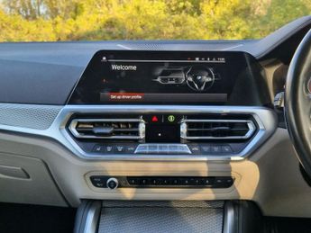 BMW 4 SERIES 3.0 M440i MHT Coupe 2dr Petrol Hybrid Auto xDrive Euro 6 (s/s) (