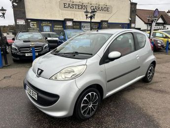 PEUGEOT 107 1.0 12V Urban Move Hatchback 3dr Petrol Manual Euro 4 (68 ps)