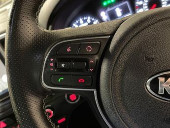 KIA SPORTAGE 1.6 T-GDi GT-Line S SUV 5dr Petrol DCT AWD Euro 6 (174 bhp)