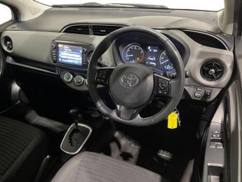 TOYOTA YARIS 1.5 VVT-i Icon Tech Hatchback 5dr Petrol CVT Euro 6 (111 ps)