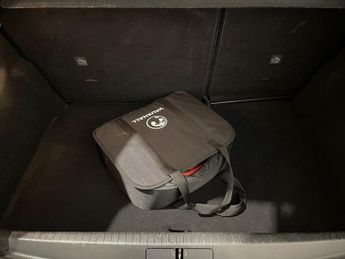 VAUXHALL Corsa Electric 50kWh SRi Premium Hatchback 5dr Electric Auto (136 ps)