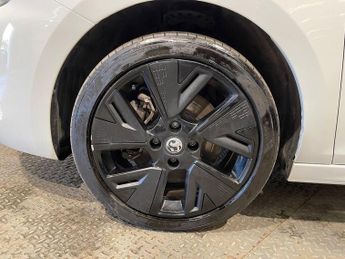 VAUXHALL Corsa Electric 50kWh SRi Premium Hatchback 5dr Electric Auto (136 ps)