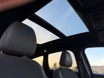 FORD KUGA 2.0 TDCi EcoBlue ST-Line Edition SUV 5dr Diesel Powershift AWD E