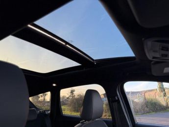 FORD KUGA 2.0 TDCi EcoBlue ST-Line Edition SUV 5dr Diesel Powershift AWD E