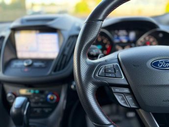 FORD KUGA 2.0 TDCi EcoBlue ST-Line Edition SUV 5dr Diesel Powershift AWD E