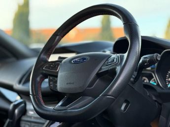 FORD KUGA 2.0 TDCi EcoBlue ST-Line Edition SUV 5dr Diesel Powershift AWD E