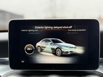 MERCEDES-BENZ C-CLASS 2.1 C220d AMG Line (Premium Plus) Saloon 4dr Diesel 7G-Tronic+ E