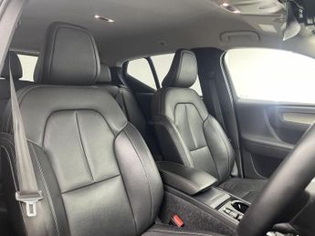VOLVO XC40 2.0 T5 Inscription Pro SUV 5dr Petrol Auto AWD Euro 6 (s/s) (247