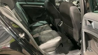 VOLKSWAGEN GOLF 2.0 TDI R-Line Hatchback 5dr Diesel DSG Euro 6 (s/s) (150 ps)