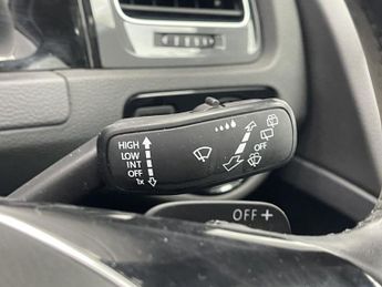 VOLKSWAGEN GOLF 1.4 TSI BlueMotion Tech ACT GT Edition Hatchback 5dr Petrol DSG 