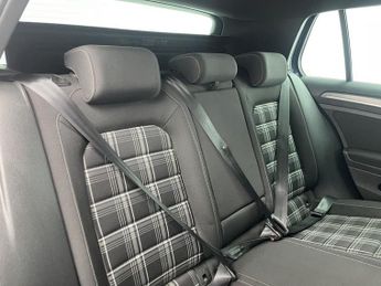 VOLKSWAGEN GOLF 2.0 TDI GTD Hatchback 5dr Diesel DSG Euro 6 (s/s) (184 ps)