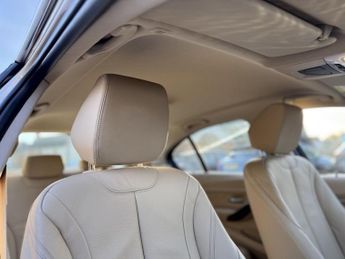 BMW 3 SERIES 2.0 320d Luxury Saloon 4dr Diesel Auto Euro 5 (s/s) (184 ps)