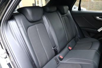 AUDI Q2 1.5 TFSI 35 BLACK EDITION S TRONIC