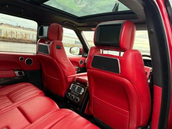 LAND ROVER RANGE ROVER 4.4 SD V8 Autobiography SUV 5dr Diesel Auto 4WD Euro 5 (339 ps)