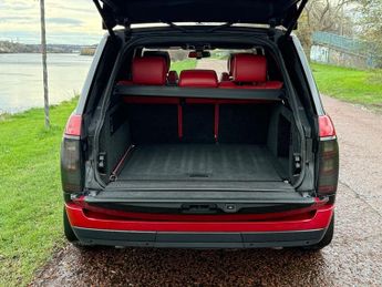 LAND ROVER RANGE ROVER 4.4 SD V8 Autobiography SUV 5dr Diesel Auto 4WD Euro 5 (339 ps)