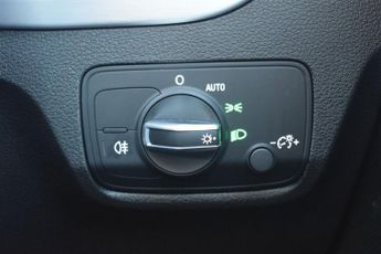 AUDI Q2 1.5 TFSI CoD 35 S line SUV 5dr Petrol S Tronic Euro 6 (s/s) (150