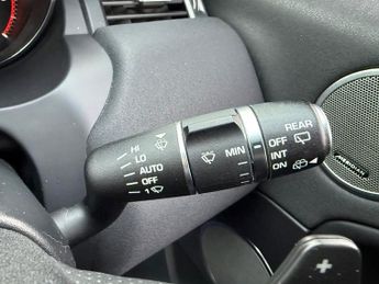LAND ROVER RANGE ROVER EVOQUE 2.0 TD4 HSE Dynamic SUV 5dr Diesel Auto 4WD Euro 6 (s/s) (180 ps