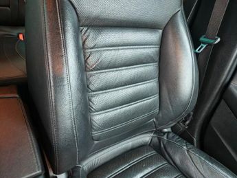 VAUXHALL INSIGNIA 2.0 CDTi Nav Country Tourer 5dr Diesel Auto 4WD Euro 5 (163 ps)