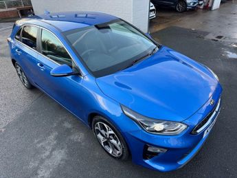 KIA CEED 1.4 T-GDi Blue Edition Hatchback 5dr Petrol DCT Euro 6 (s/s) (13