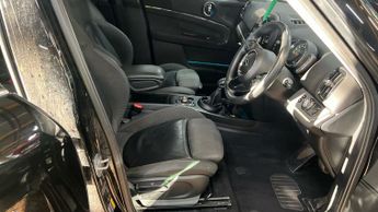 MINI COUNTRYMAN 1.5 7.6kWh GPF Cooper SE SUV 5dr Petrol Plug-in Hybrid Auto ALL4