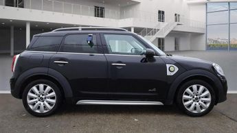 MINI COUNTRYMAN 1.5 7.6kWh GPF Cooper SE SUV 5dr Petrol Plug-in Hybrid Auto ALL4
