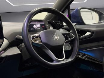 VOLKSWAGEN ID.5 Pro Performance 77kWh Style SUV 5dr Electric Auto (204 ps)