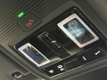 VOLKSWAGEN ID.5 Pro Performance 77kWh Style SUV 5dr Electric Auto (204 ps)