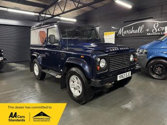 Land Rover Defender 2.2 TDCi Hard Top SUV 3dr Diesel Manual 4WD SWB Euro 5 (122 ps)